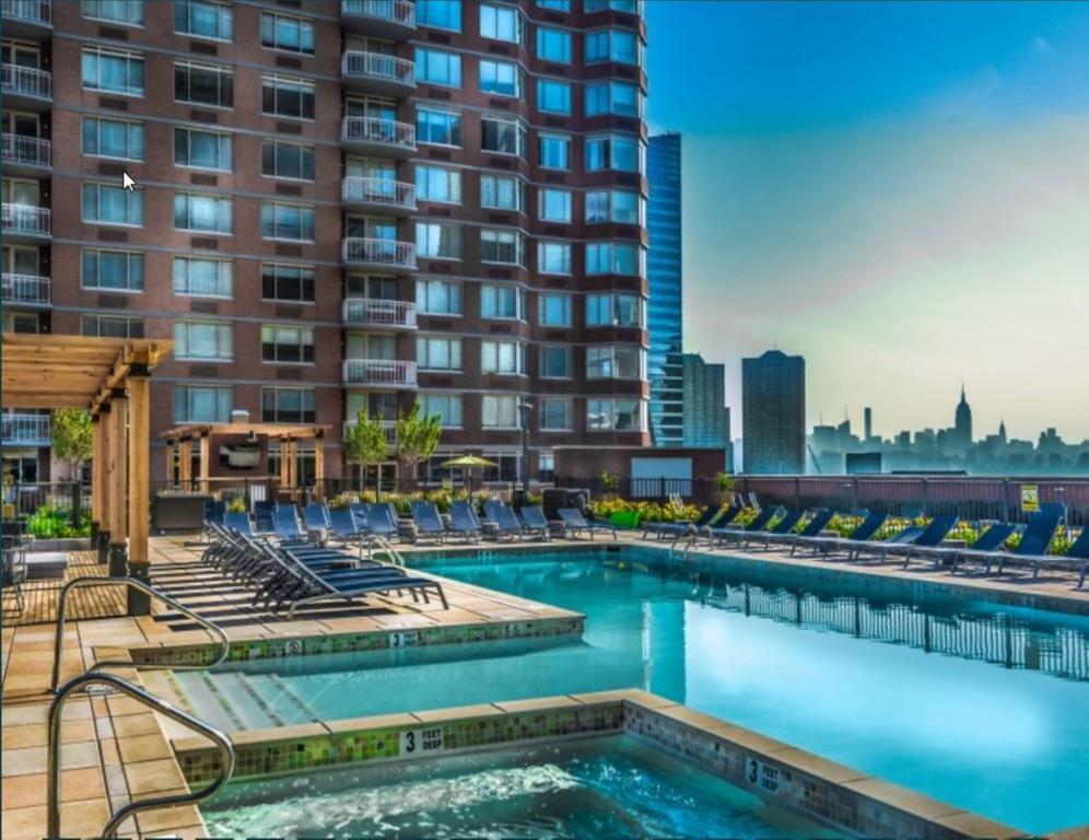 Bluebird Suites Near Newport Centre Jersey City Dış mekan fotoğraf