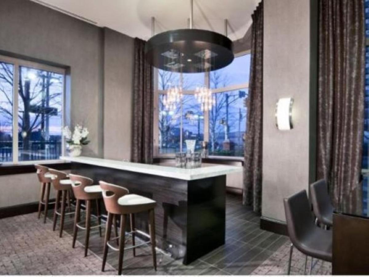 Bluebird Suites Near Newport Centre Jersey City Dış mekan fotoğraf
