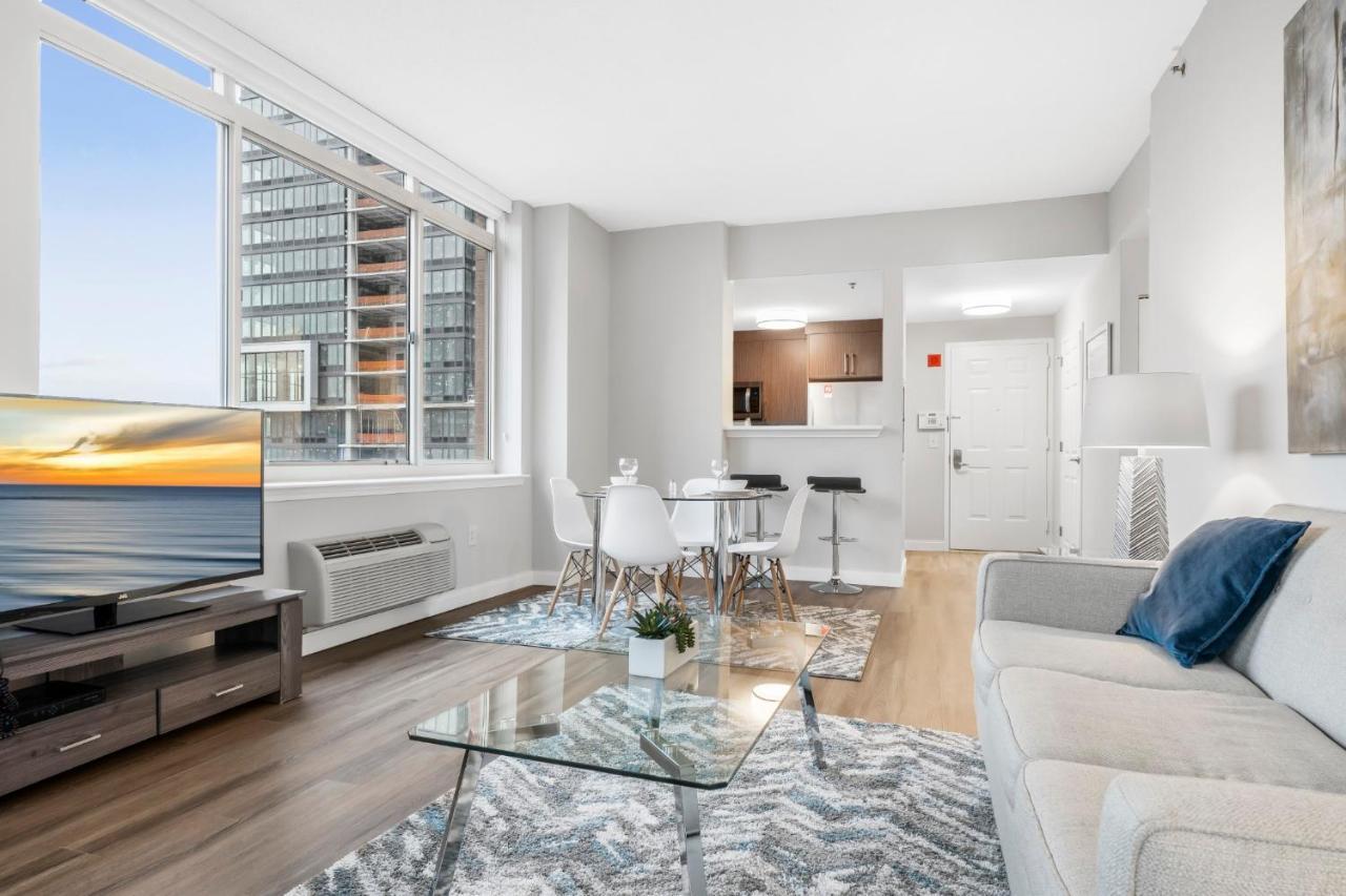 Bluebird Suites Near Newport Centre Jersey City Dış mekan fotoğraf