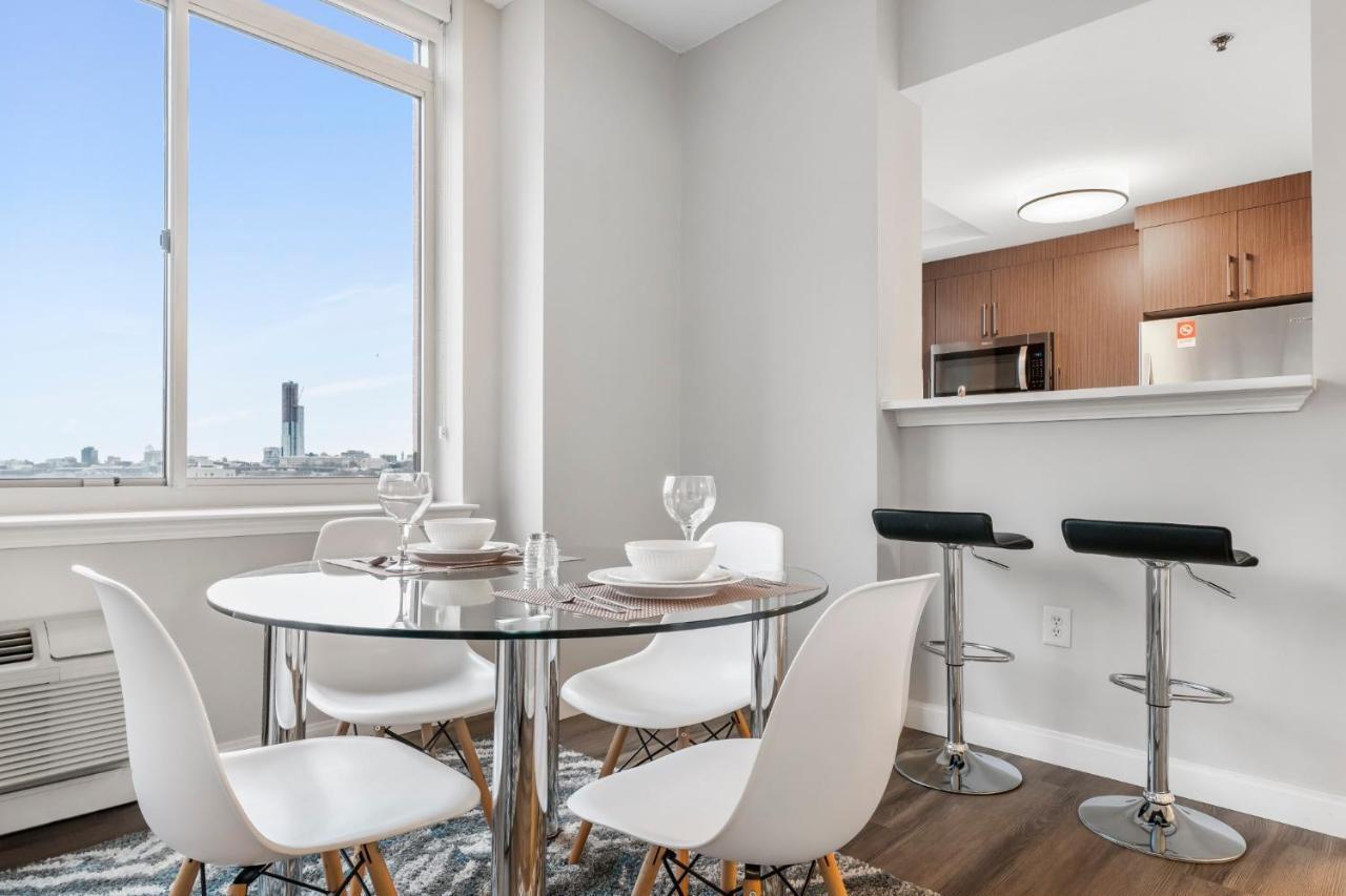 Bluebird Suites Near Newport Centre Jersey City Dış mekan fotoğraf
